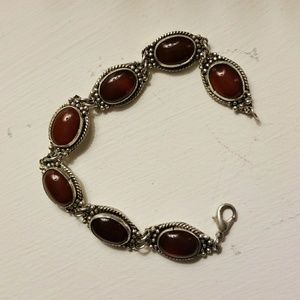 Vinrage sterling and garnnet bracelet